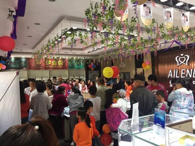 【开业资讯】—— 爱恋珠宝山西区域三店齐开。